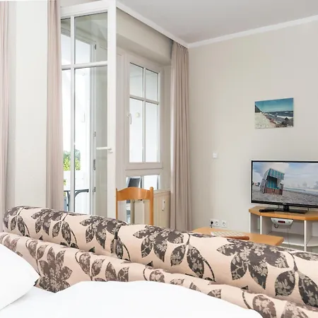 Mit Moeblierten Balkon In * ゼリン