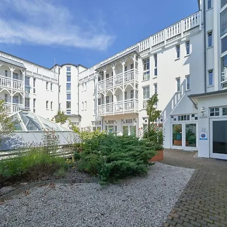 アパート Mit Moeblierten Balkon In *