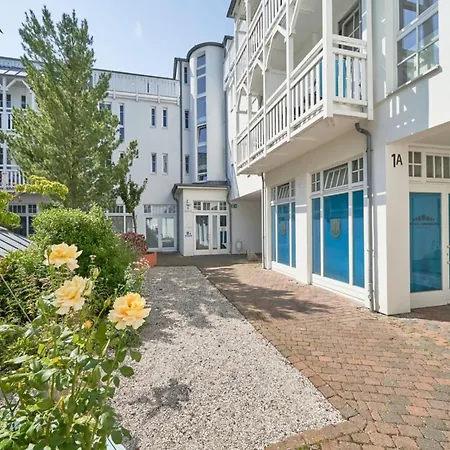 Apartamento Mit Moeblierten Balkon In Sellin (Rugen)